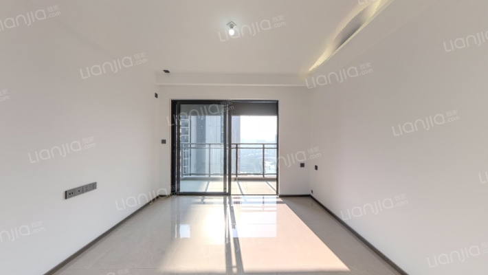 美的宝龙城二手房实景图