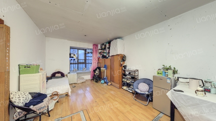 新安花苑二区二手房实景图