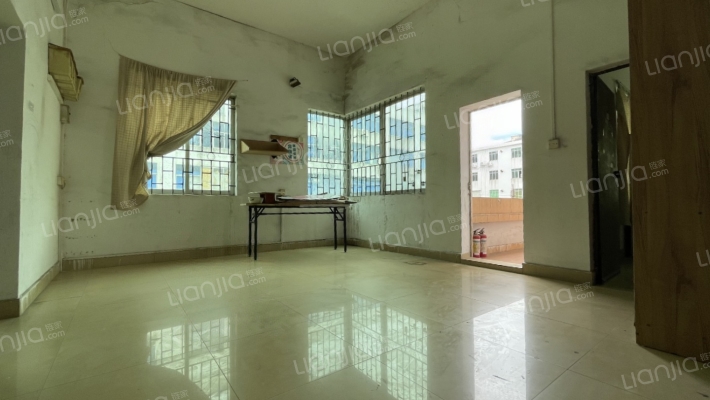 宏苑路二手房实景图