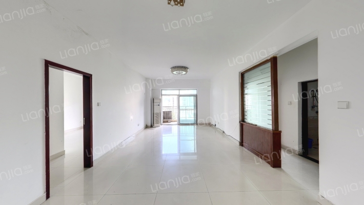 名门广场南区二手房实景图