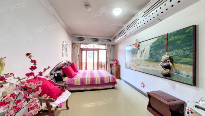 少管所宿舍二手房实景图