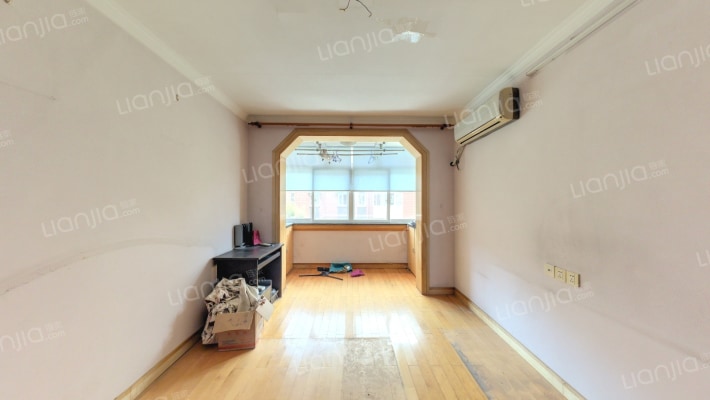 高华小区二手房实景图