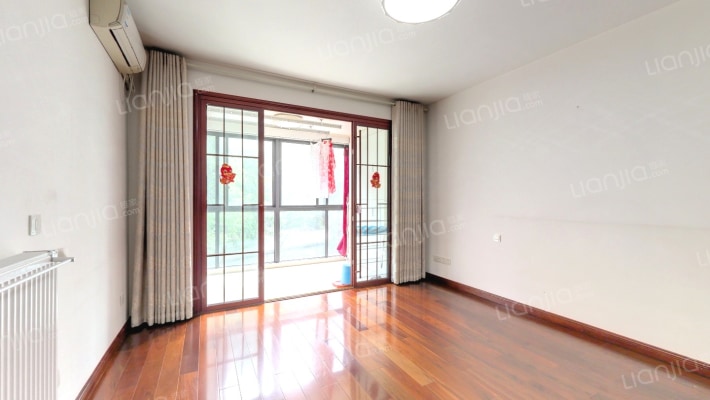 辰龙绿苑东苑二手房实景图