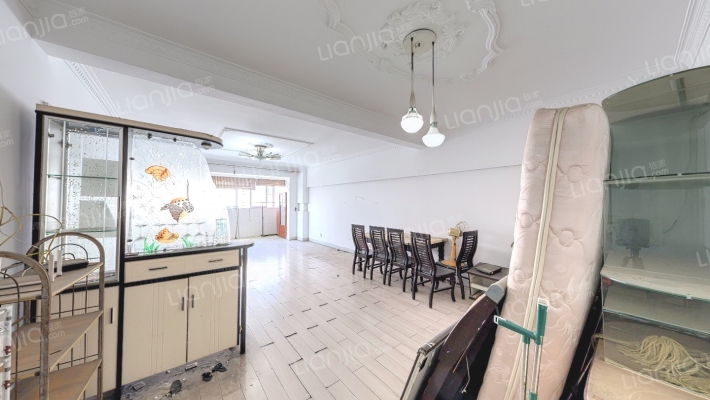 怡富花园西区二手房实景图