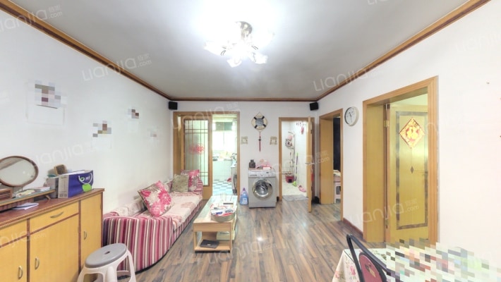 公园北路220二手房实景图