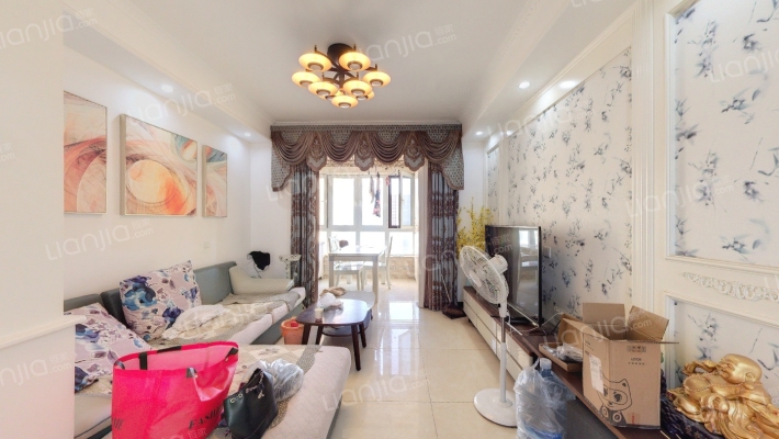 绿地滨湖国际城五区二手房实景图