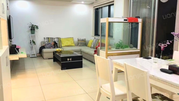 鑫源中心二手房实景图