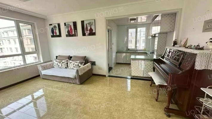 绿地·海域香庭二手房实景图