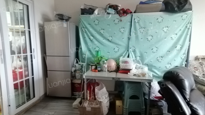 火车站   范阳路  南北通透三居  好楼层急售-餐厅