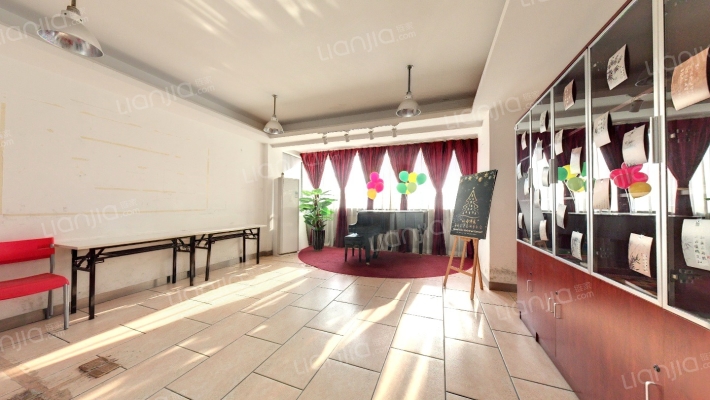 枫叶大厦二手房实景图