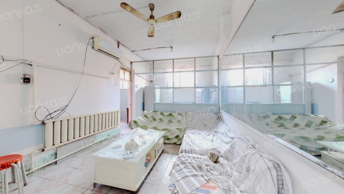 皮肤病医院家属院二手房实景图