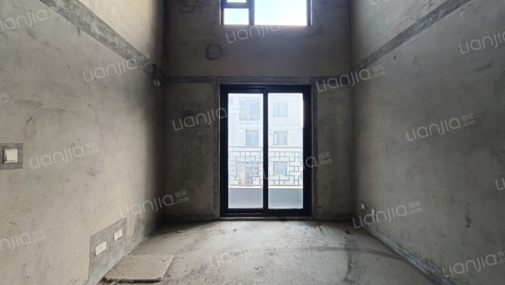 融创凤鸣桃源二手房实景图