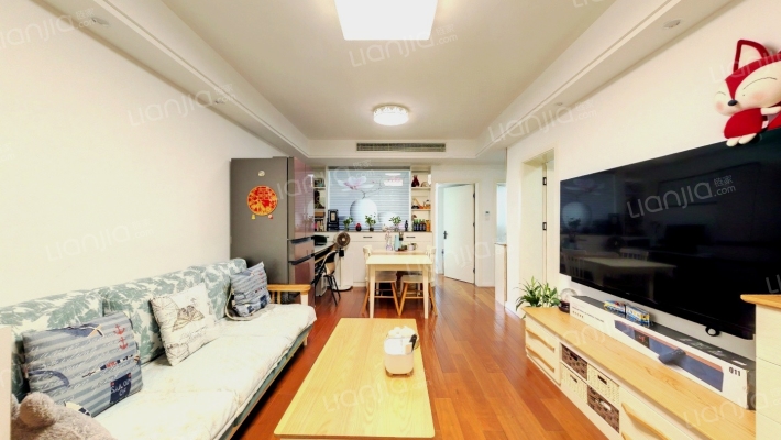 世纪之门二手房实景图