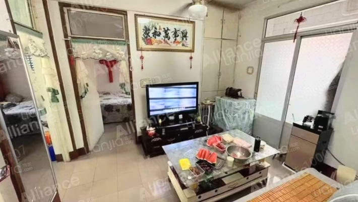 光正社区林场生活区二手房实景图