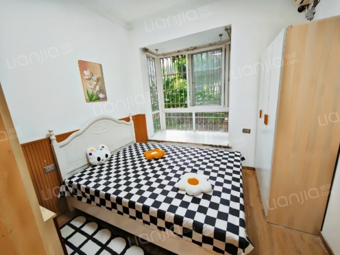 合租·长安华都西区 5居室 东卧