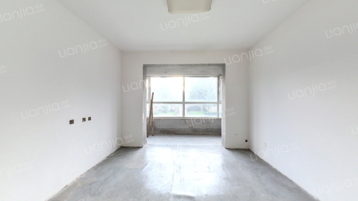 金色维也纳滨东花园二手房实景图