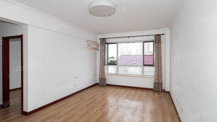 颐泰佳园二手房实景图