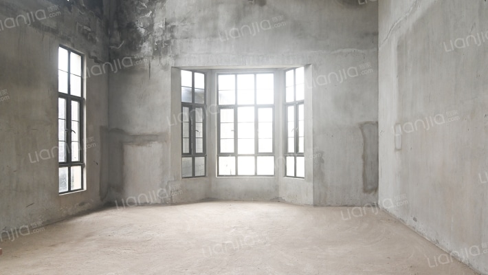 长春湖一号二手房实景图