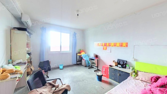 凤凰公寓楼二手房实景图