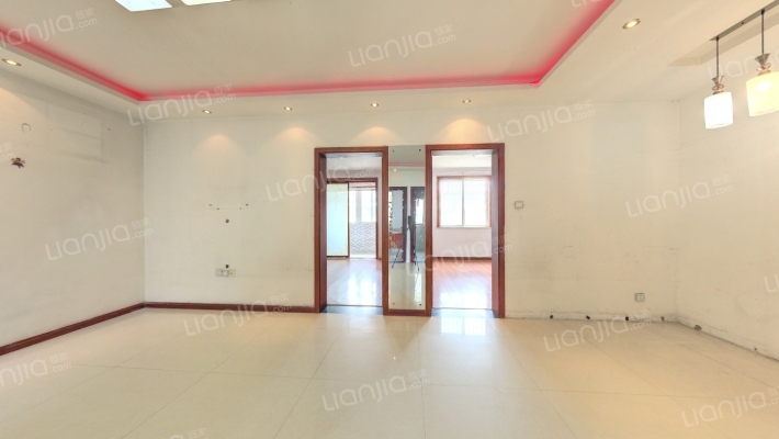 骆驼山康馨园A区二手房实景图