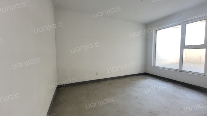 K2狮子城北区 4室2厅 南-卧室B