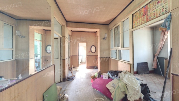 省经信委宿舍院二手房实景图