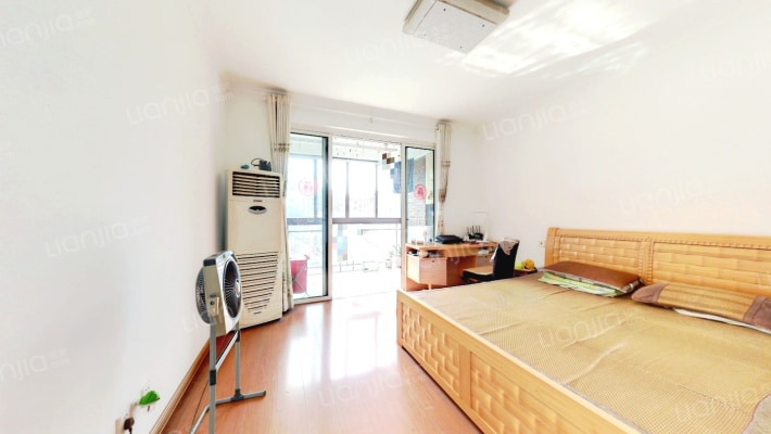 上河苑二手房实景图