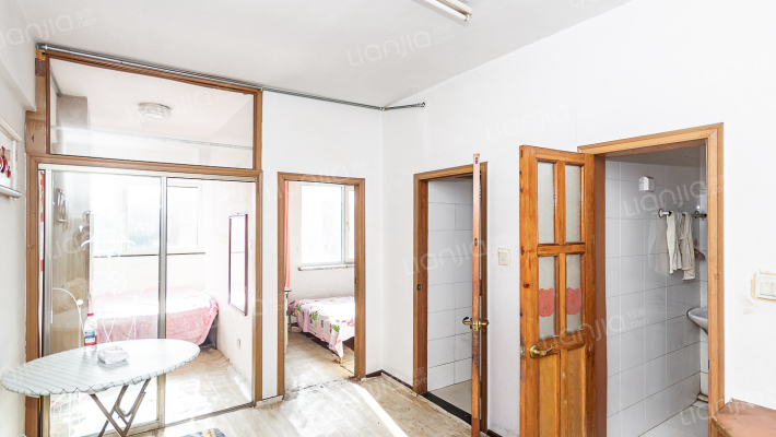 红房新区西区二手房实景图