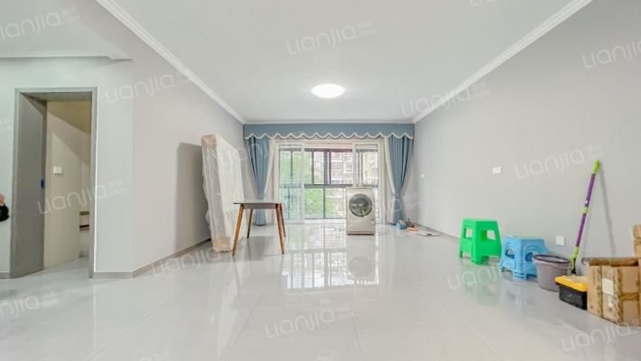 金和丽景B区二手房实景图