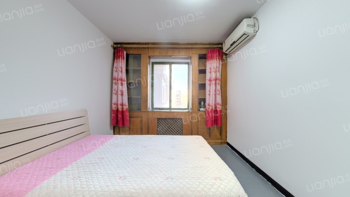 西井特钢楼二手房实景图