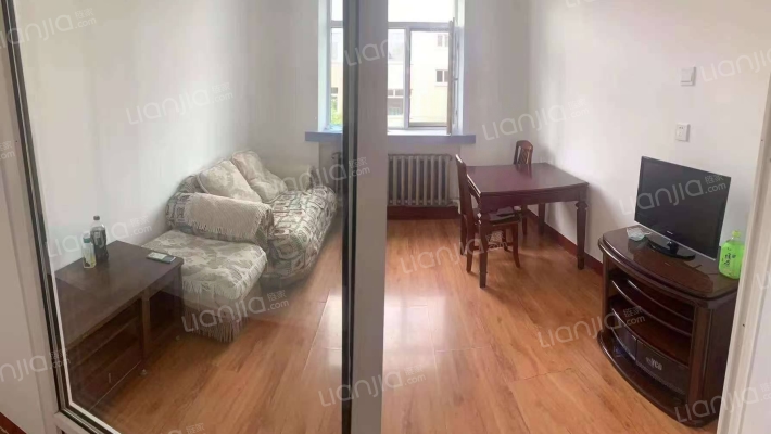 复华三道街二手房实景图