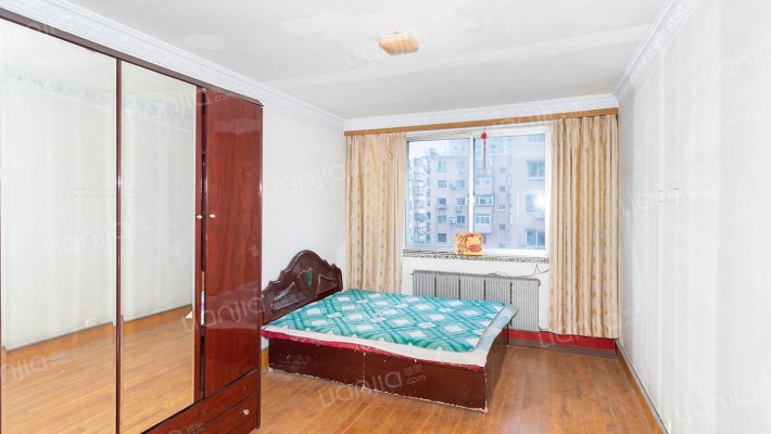 工业小区二手房实景图