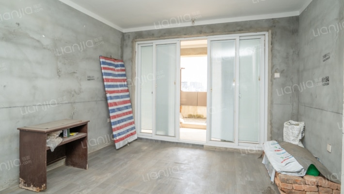 三泰国际公馆二手房实景图