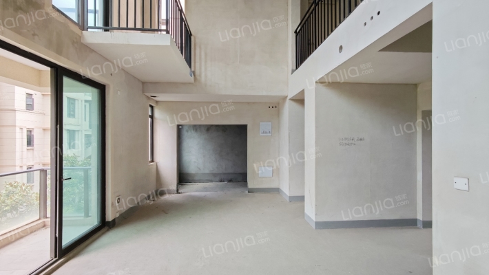 北辰天珺院墅二手房实景图