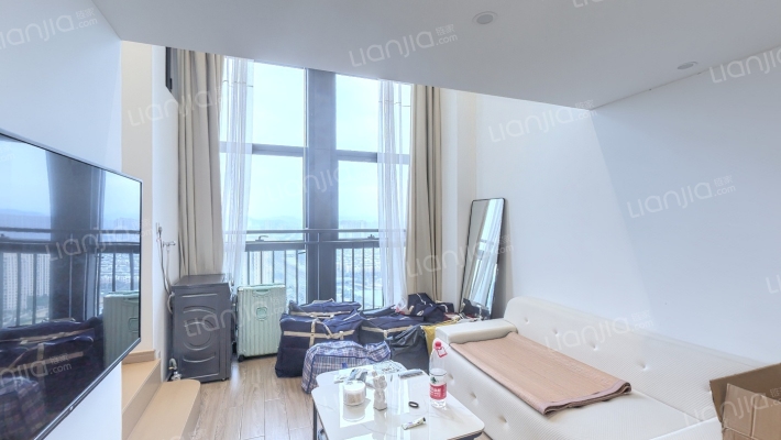 龙盛城市之光二手房实景图