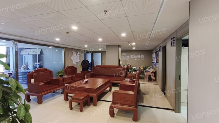 新广丰商务中心二手房实景图