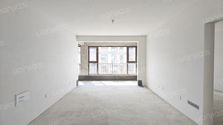 贵和龙玺二期二手房实景图