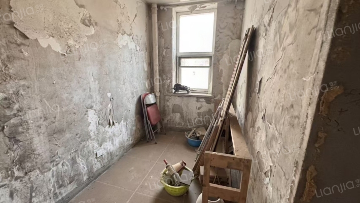 温莎独栋别墅 带大院子精装修 业主靠谱出售 看房方便-卧室F