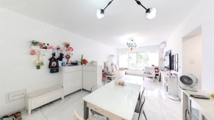 颐林雅院二手房实景图