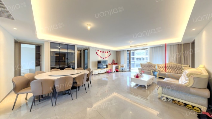 绿城交投汀岸晓庐二手房实景图