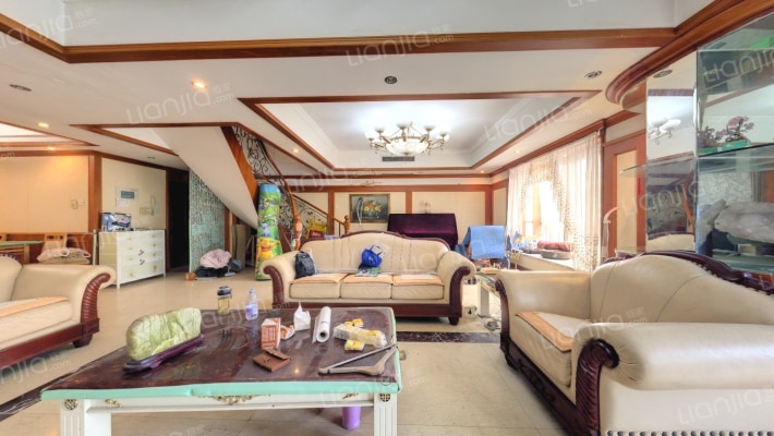 中铁二局新城二手房实景图