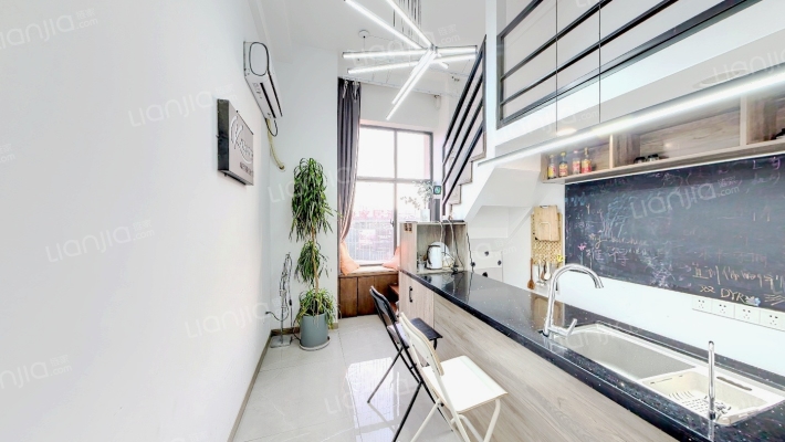 甲壳虫大厦二手房实景图