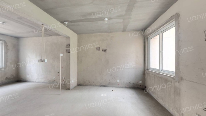 鹏润花园北区二手房实景图