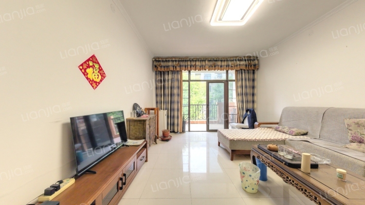 思念果岭国际社区二期湖光山色二手房实景图