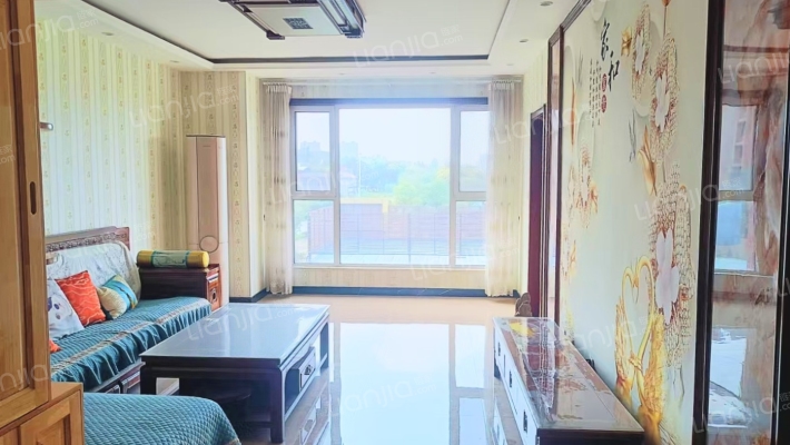 青云绿园二手房实景图