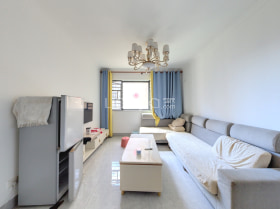 房子所在位置安静楼层好可以看到五象湖有BRT交通便利