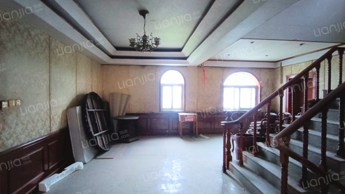 梅林花园二手房实景图