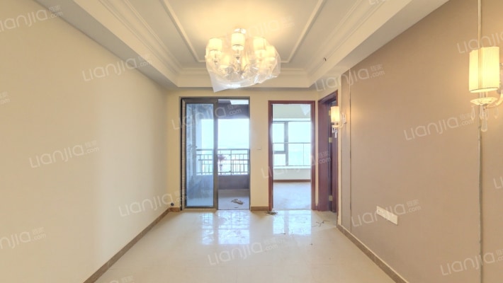 恒大麓山湖四期二手房实景图