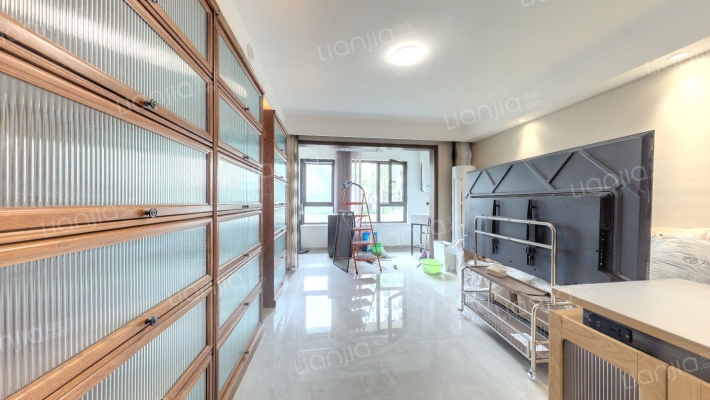 雪山万科城A9区聆风园二手房实景图