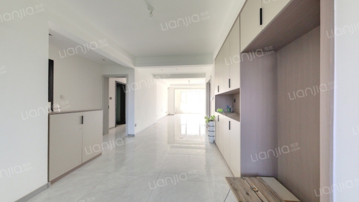 中房·爱悦城一期泓墅二手房实景图